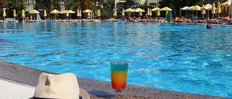 Utomhuspool