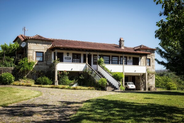 Front of property - Quinta do Rei (Ponte de Lima)