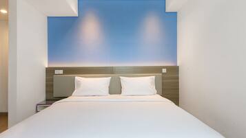 In-room safe, desk, free WiFi, bed sheets