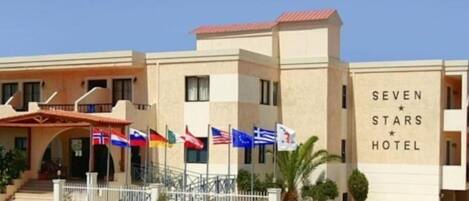 واجهة المنشأة