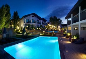 8 outdoor pools, pool umbrellas, sun loungers - Aqua Bay (Zakynthos)