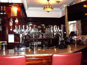 Bar (in der Unterkunft)