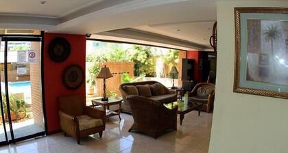 Miramar Suites