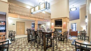 Dining - Quality Inn & Suites Casper Near Event Center (Casper)