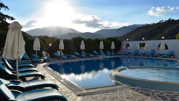 Piscina a l'aire lliure