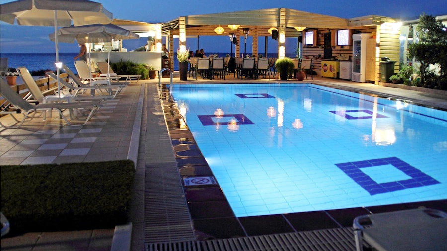 Esperides Beach Hotel Apartments