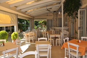 Restaurant - Rouda Bay Beach Hotel (Lefkada)
