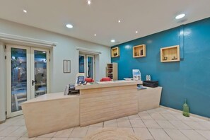 Lobby - Rouda Bay Beach Hotel (Lefkada)