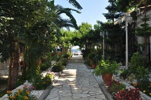 View from property - Rouda Bay Beach Hotel (Lefkada)