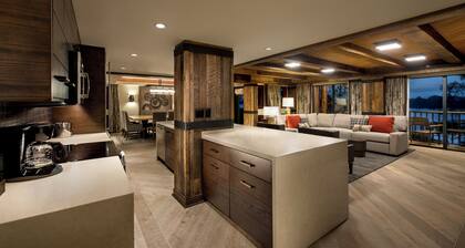 Copper Creek Villas and Cabins at Disneys Wilderness Lodge