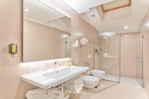 Bathroom - Pine (Tivat)