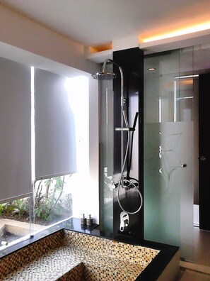 Villa Sibentang 1BR | Bathroom - Kampung Sumber Alam Garut Powered by Archipelago (Garut)