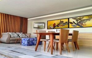 Desk, free WiFi, bed sheets - Kampung Sumber Alam Garut Powered by Archipelago (Garut)