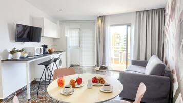 Fer et planche à repasser