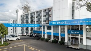 Exterior - The Parnell Hotel and Conference Centre (Auckland)