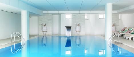 Indoor pool, outdoor pool