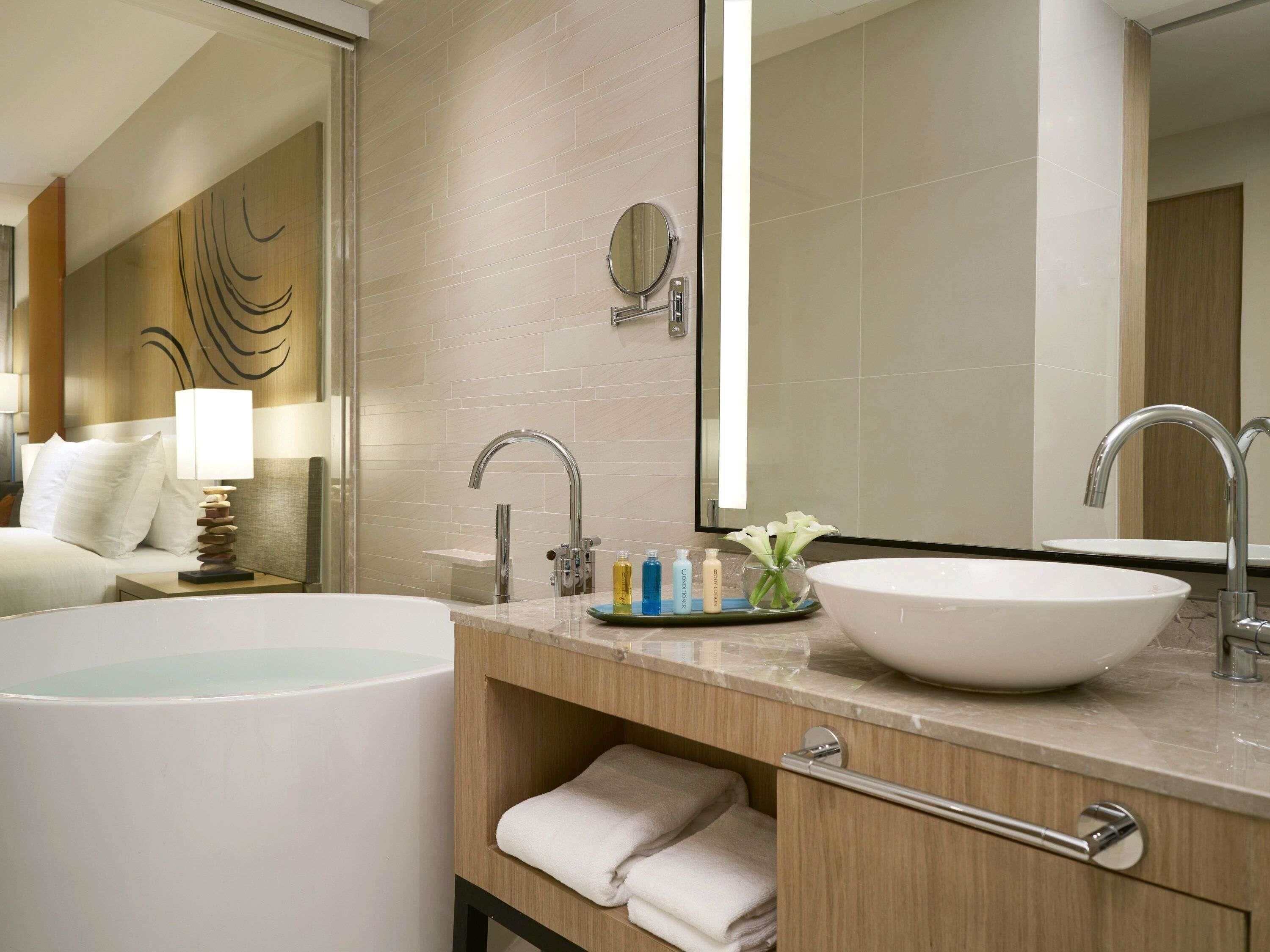 Draps en coton égyptien, literie de qualité, minibar, coffre-fort