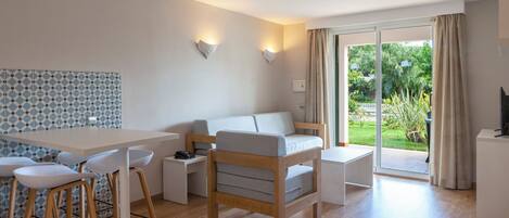 TV, tavolo da calcetto