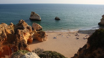 Na praia