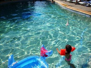 Outdoor pool - Hotel Megara (Zakynthos)