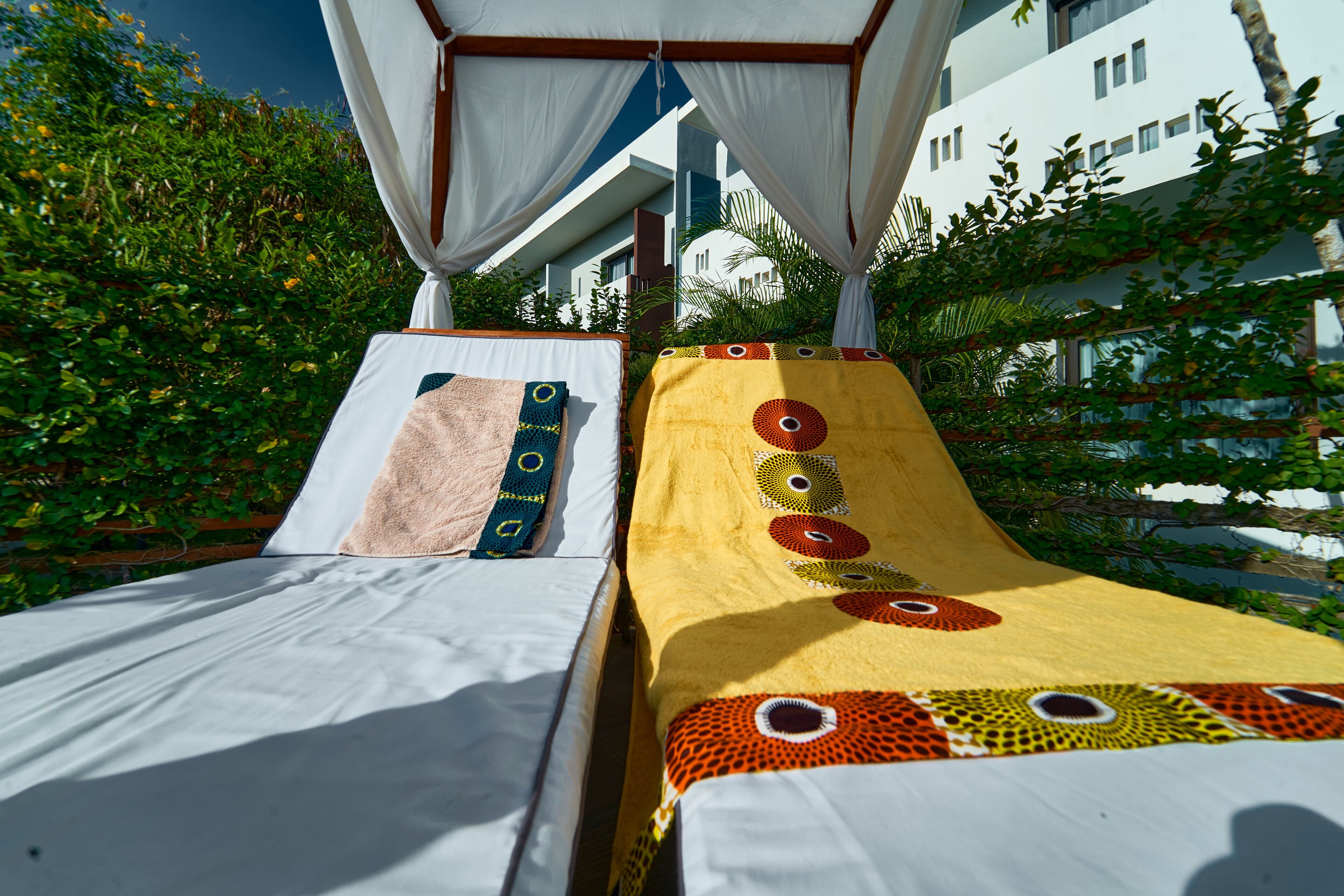 outdoor pool, open 7:00 am to 7:00 pm, pool umbrellas, pool loungers