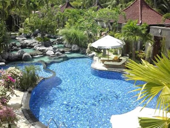 Indoor pool, outdoor pool