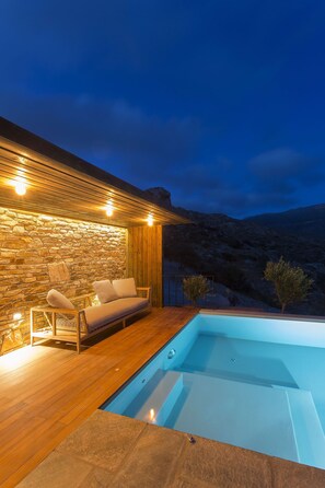 Outdoor pool - FAR OUT Hotel SPA (Ios)