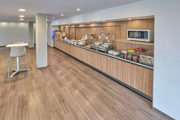 Imagen sin descripción, 1 de 77, botón