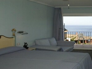 Room - Aiguablava (Begur)