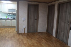 Habitación, 2 habitaciones | Wifi gratis