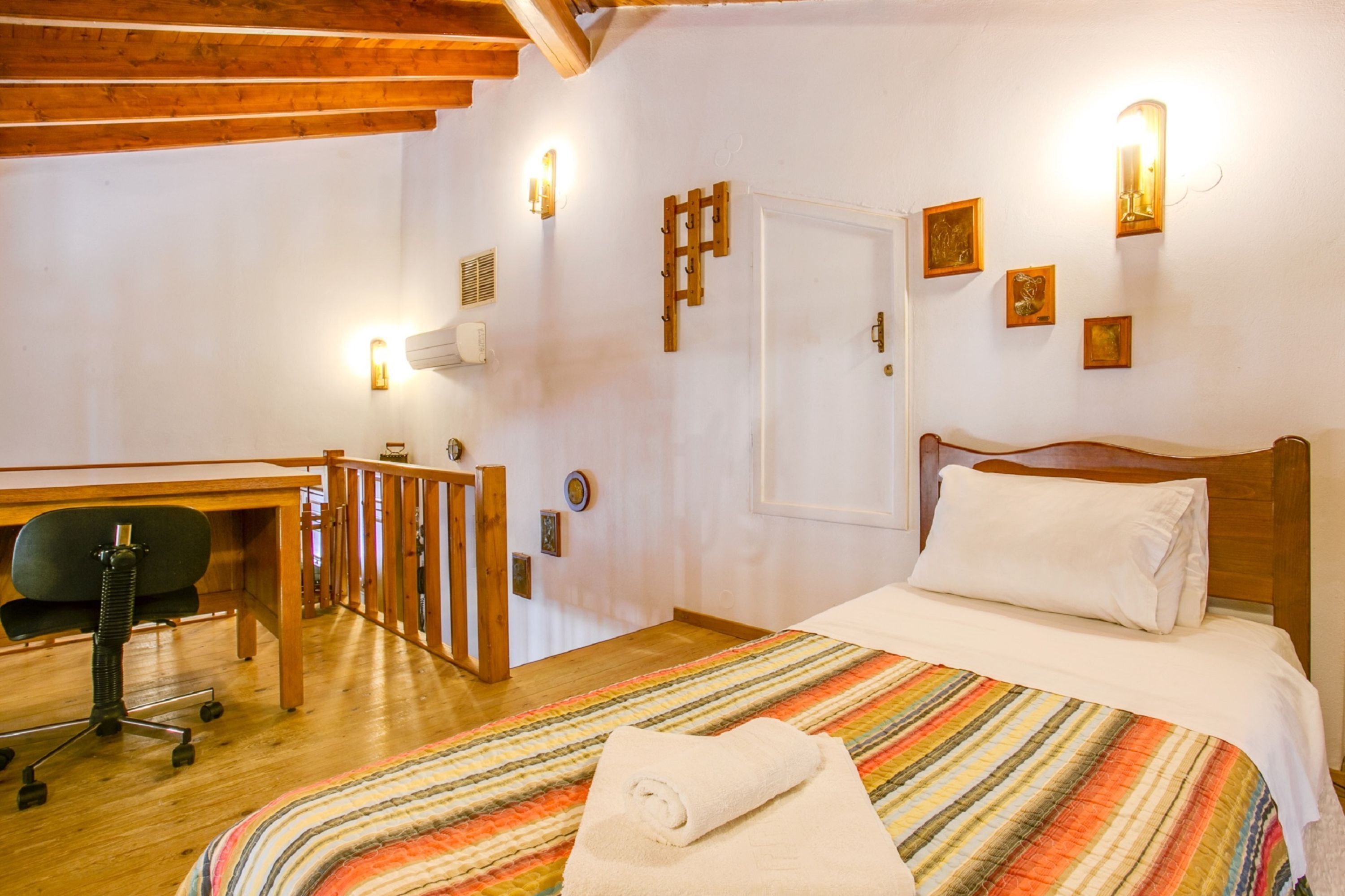 3 bedrooms, in-room safe, iron/ironing board, free cots/infant beds