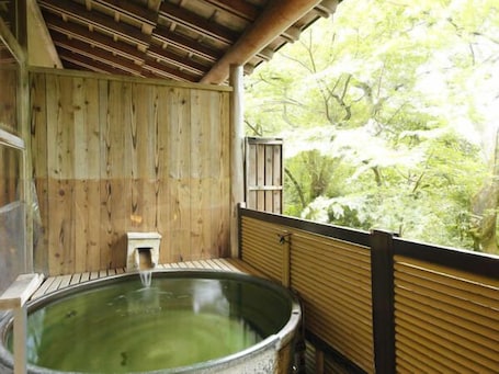 Spa. Yunoyado Hakusan Shobutei