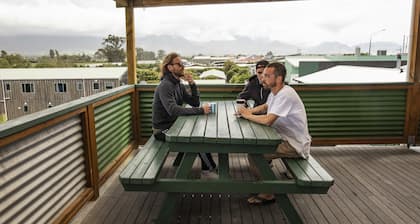 Dusky Lodge - Hostel