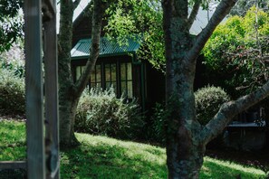 Casa rural romàntica | Vista del jardí