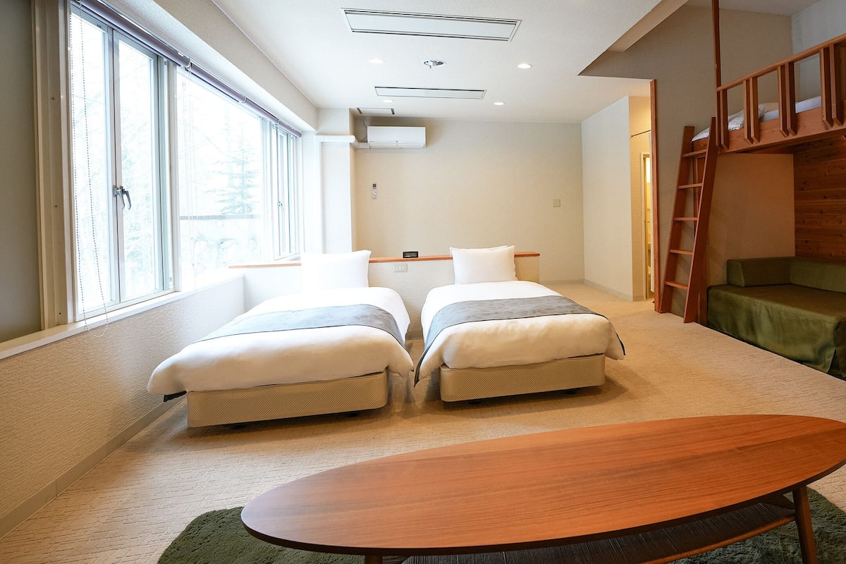 Suite | Biancheria da letto di alta qualità, una scrivania, Wi-Fi gratuito