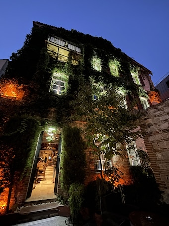 Se sirven desayunos, almuerzos y cenas