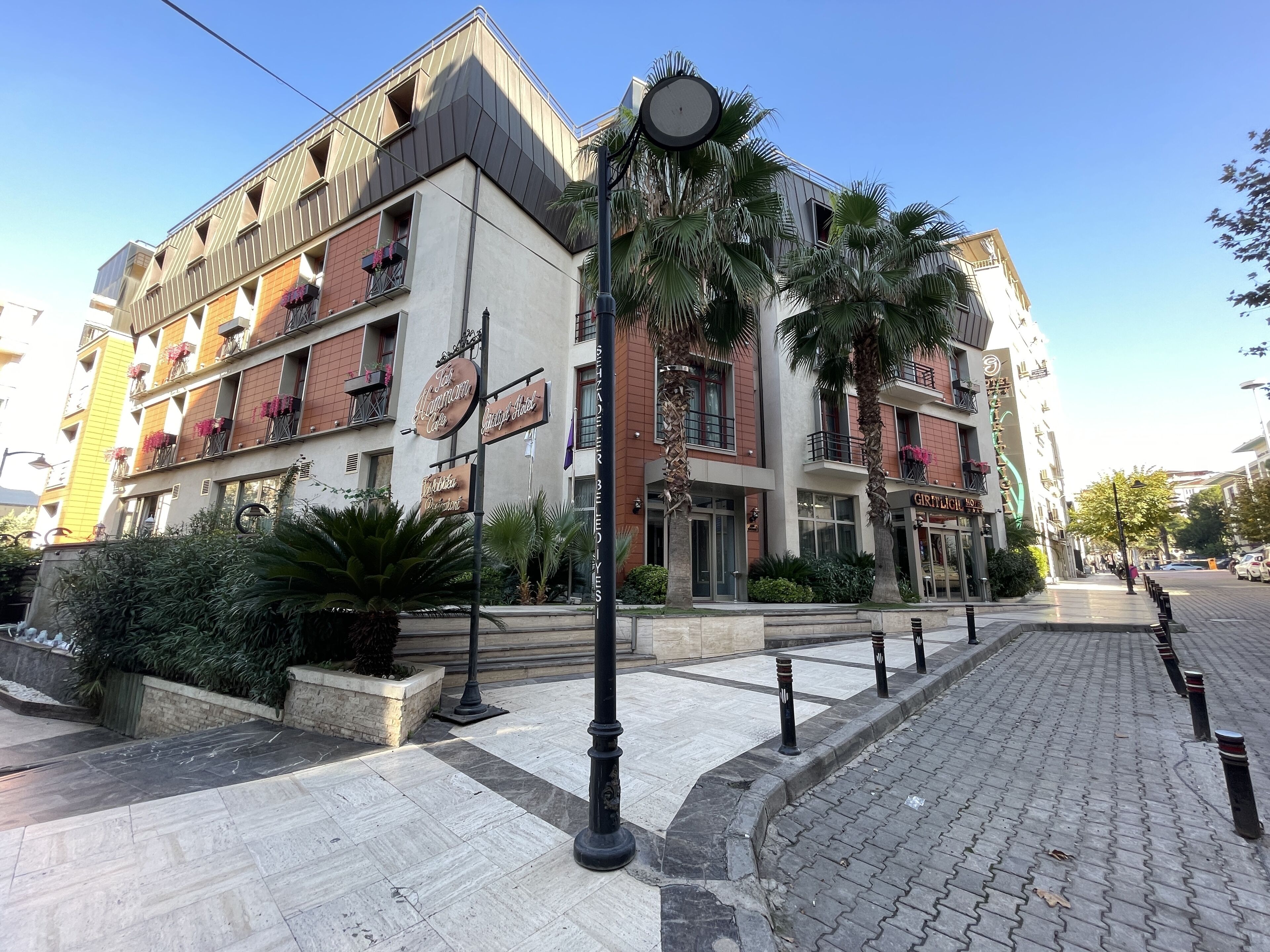 واجهة المنشأة