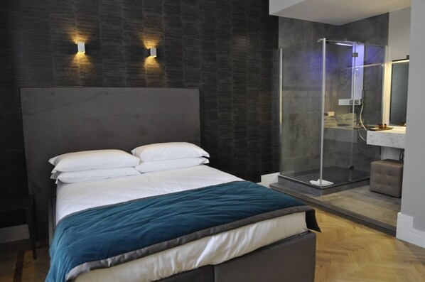 Superior Double Room - Place 24 Suites & Wellness (Rome)