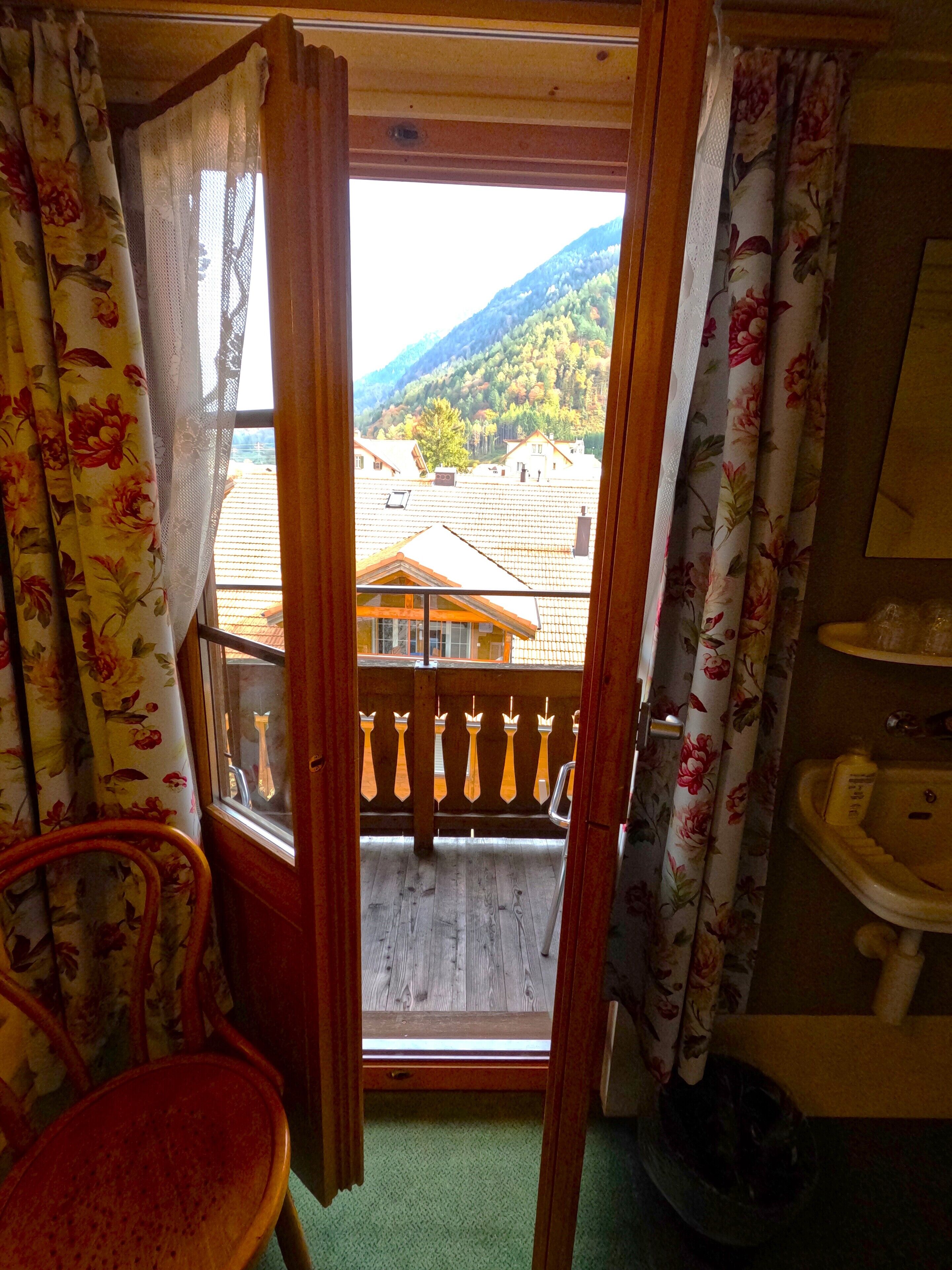 standard twin room, 2 single beds, balcony | balcony