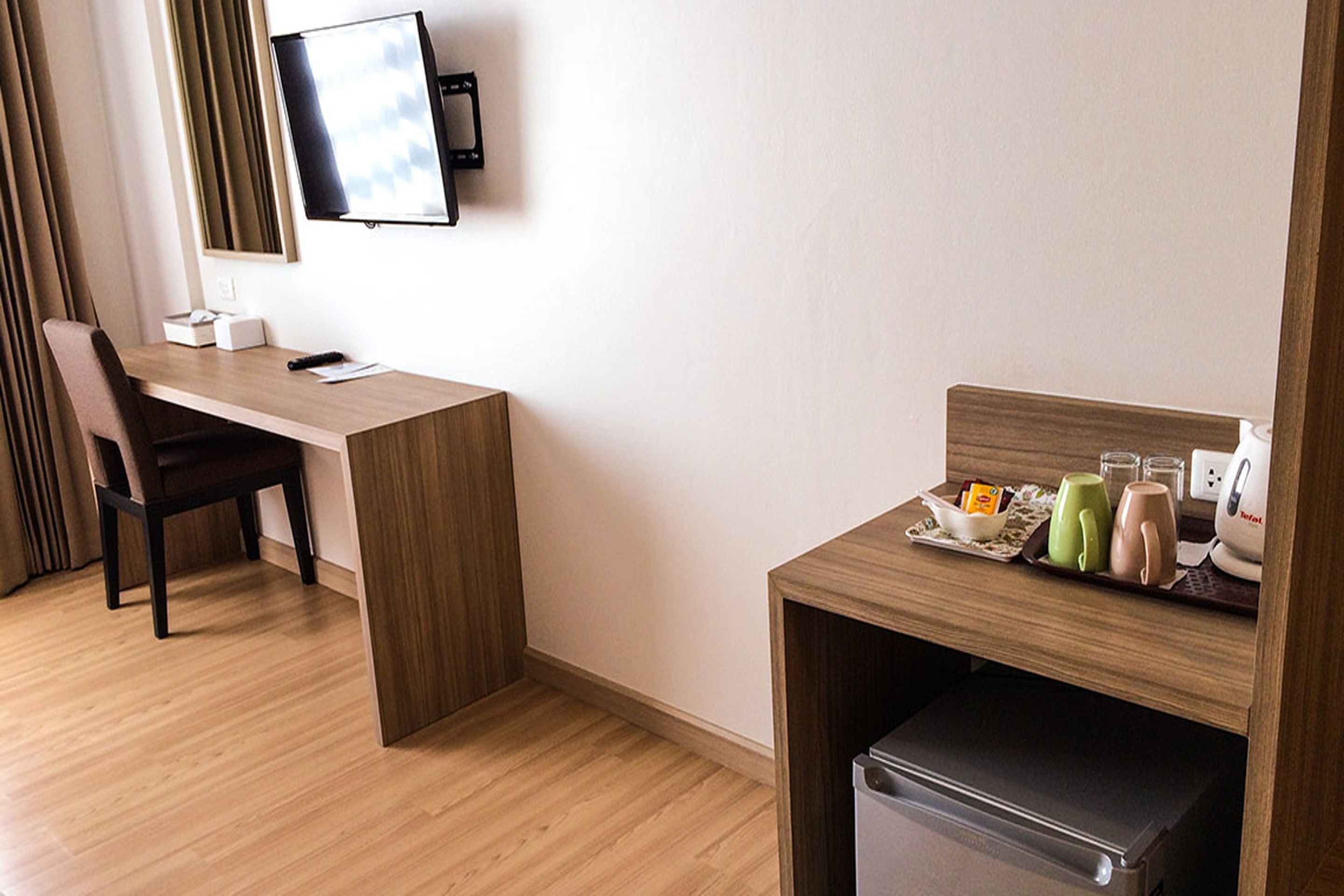 minibar, in-room safe, desk, blackout curtains