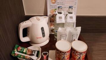 Fridge, electric kettle