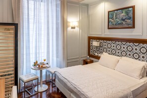 Studio Suite Senior | Seprai katun Mesir, seprai premium, minibar, dan brankas