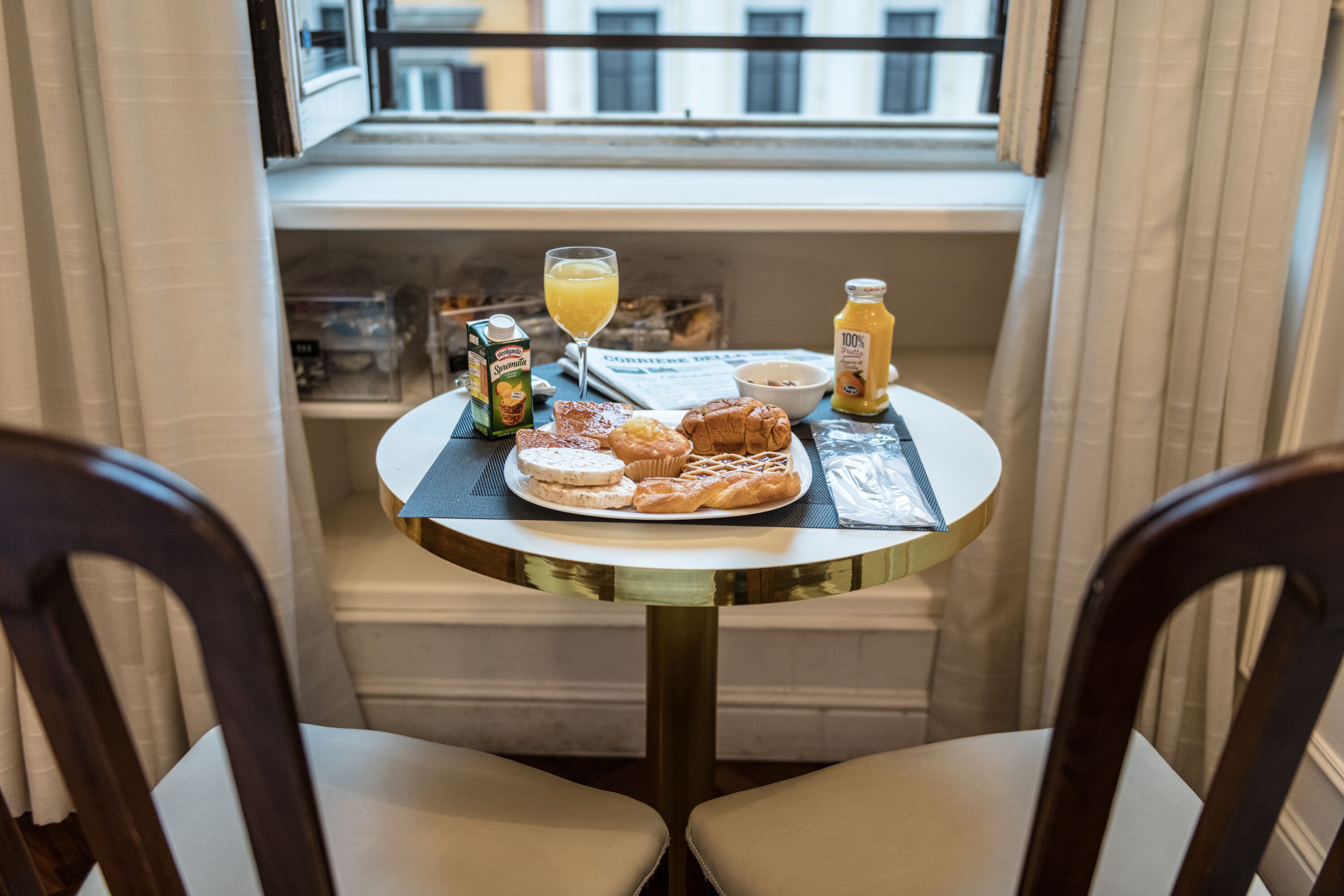 Romantic Studio Suite, Hot Tub | Egyptian cotton sheets, premium bedding, minibar, in-room safe