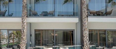 Indoor pool, outdoor pool