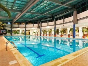 Innenpool, Außenpool