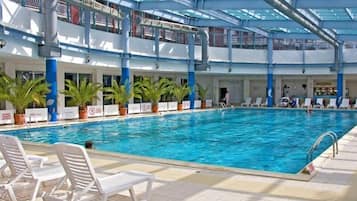 Indoor pool, outdoor pool