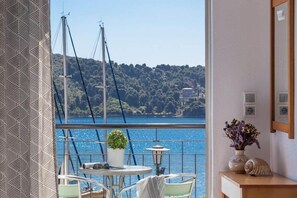 Dining - Akti Hotel (Skiathos)