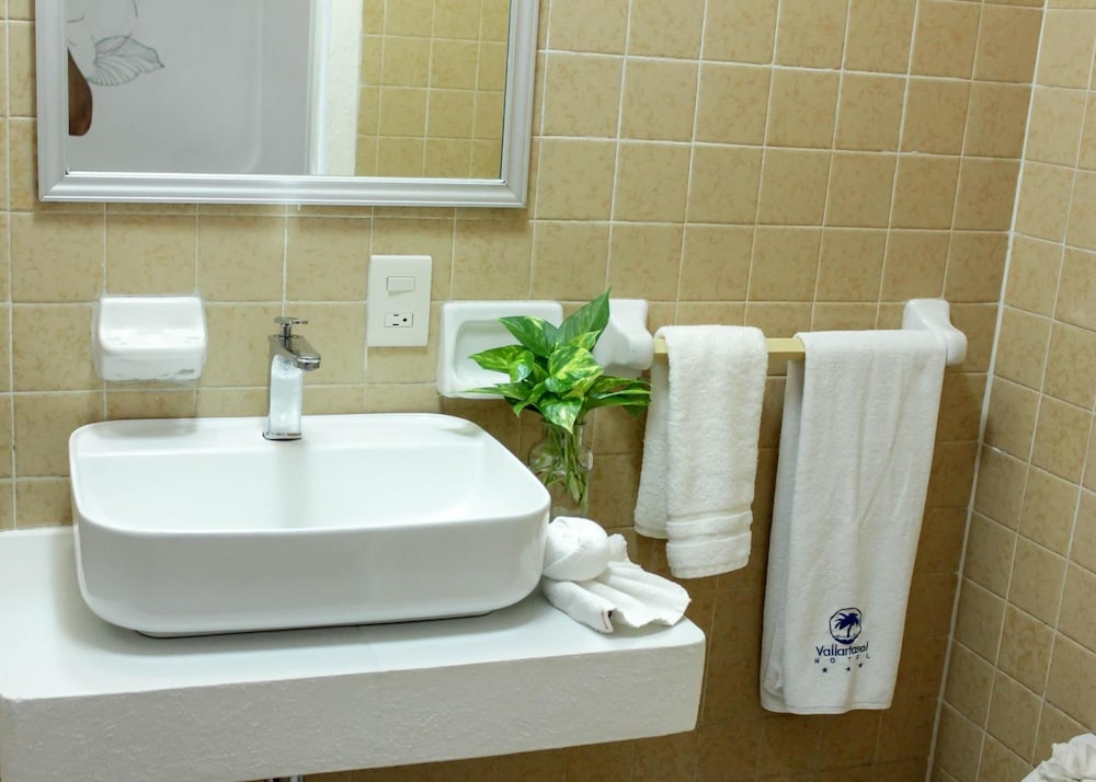 Hotel Vallartasol by null