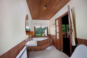 Bathroom - Tegal Sari-ubud (Ubud)