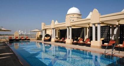 Shangri la Hotel Qaryat Al Beri Abu Dhabi